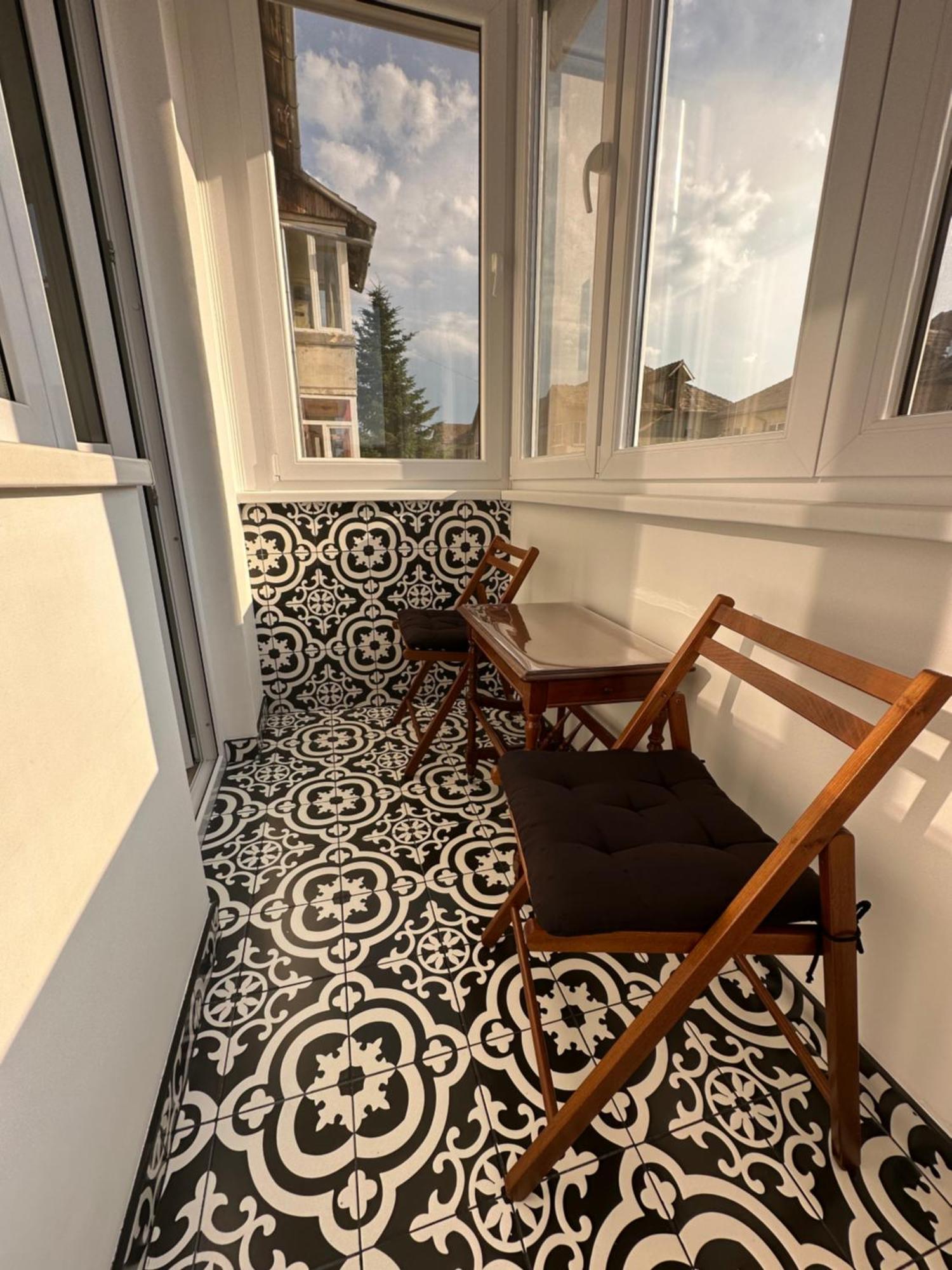 Central Spacious Apartment With Balcony - Alba Carolina Alba Iulia Exterior foto
